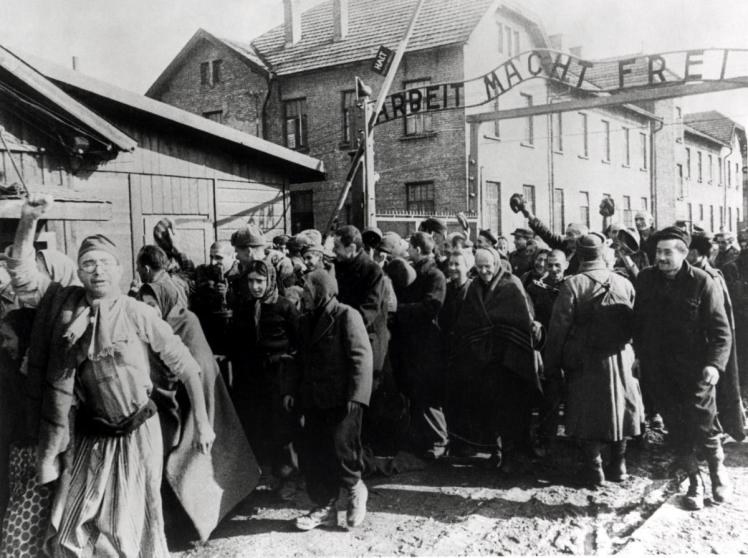 70th-anniversary-auschwitz-liberation